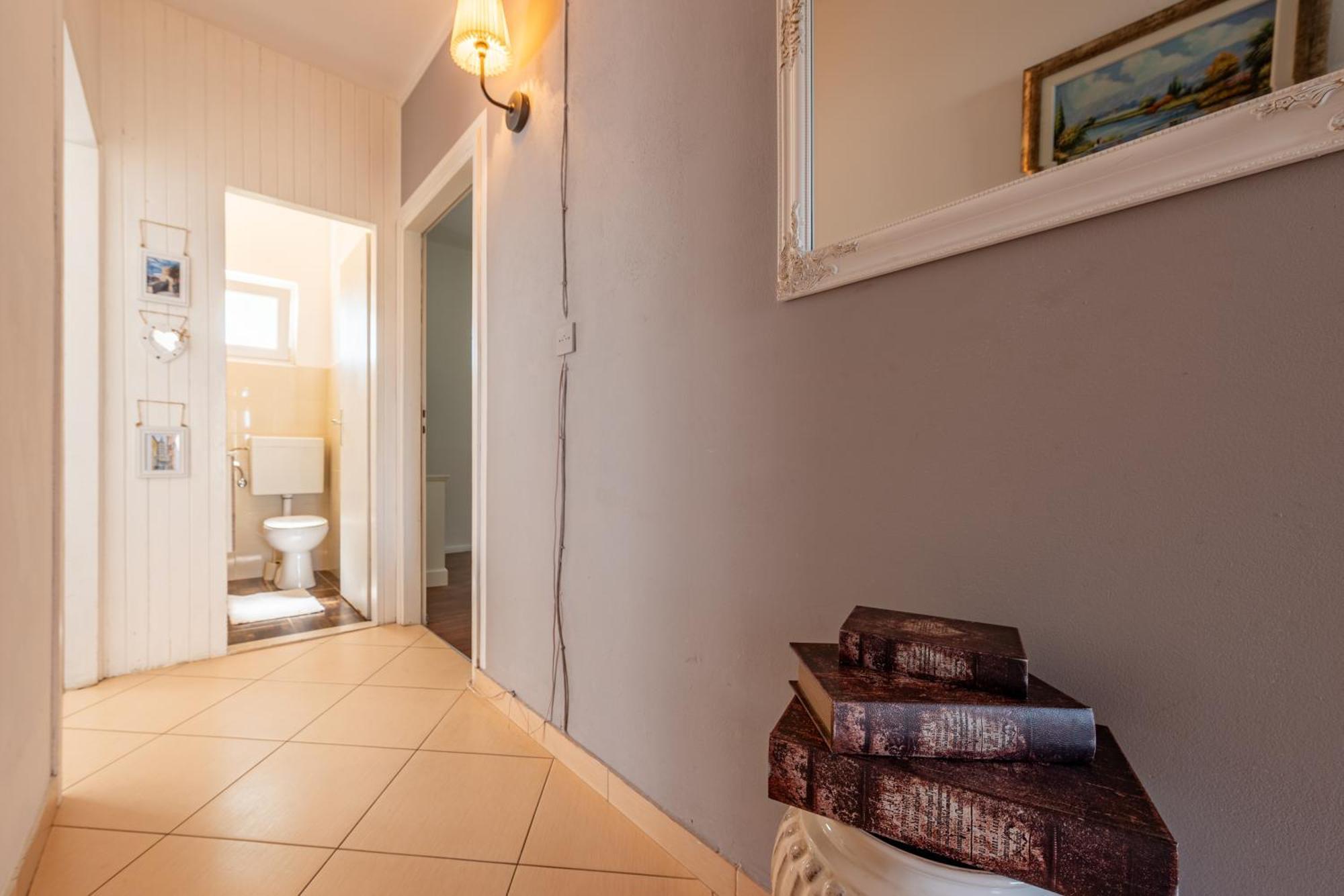 Apartman Mara Poljica  Buitenkant foto