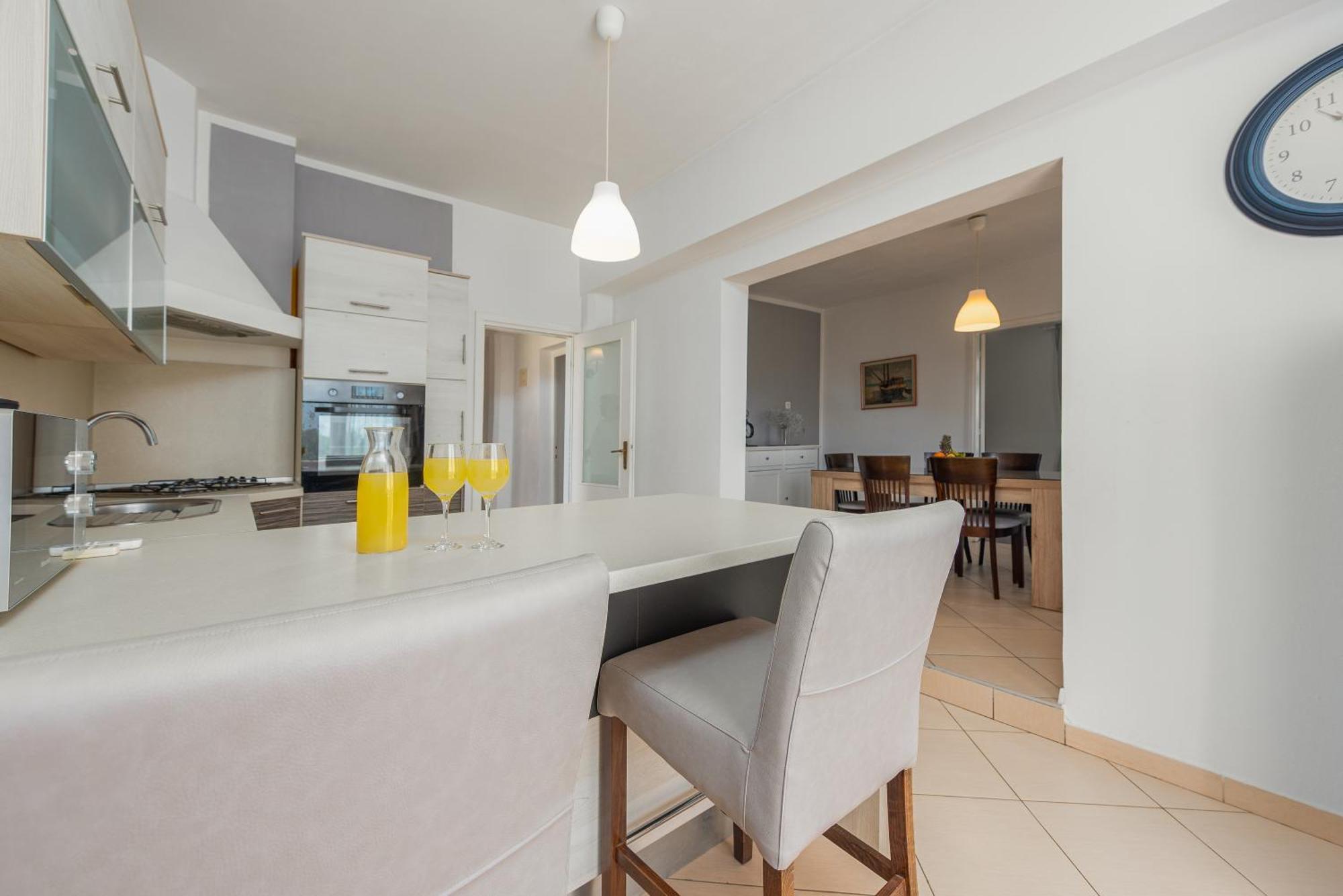 Apartman Mara Poljica  Buitenkant foto